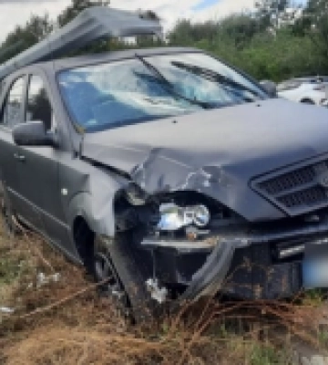 У Луцьку водій KIA зніс електроопору