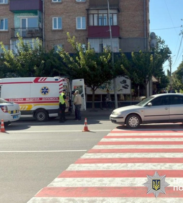 У Старокостянтинові пішохідний перехід не врятував жінку від наїзду легковика