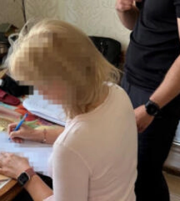 Військова з Полтавщини їздила на курорти замість служби