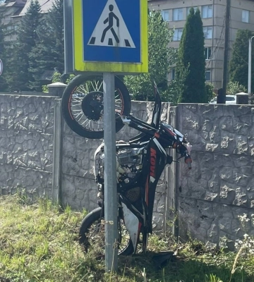 На Львівщині сталася ДТП за участю неповнолітнього мотоцикліста