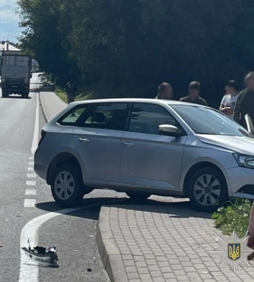 В Рудках 15-річний мотоцикліст потрапив у лікарню через автопригоду