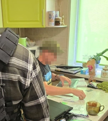 На Київщині затримали агента ФСБ, який наводив російські ракети на об’єкти Сил оборони у 5 областях України