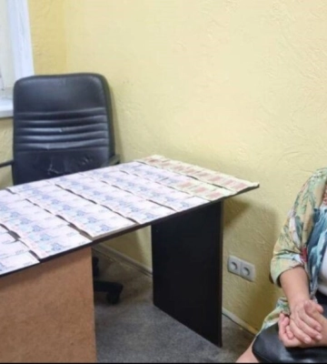 Перед судом постане одеситка, яка примушувала свою 96-річну матір жебракувати