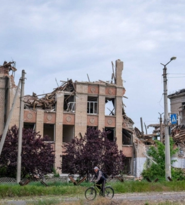 Костянтинівка під російським обстрілом: горить «Космос»