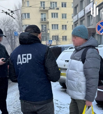 У Львові судитимуть адвоката, який виманював гроші у родин загиблих та зниклих безвісти воїнів