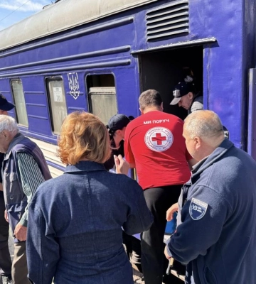 На Рівненщину продовжують прибувати евакуаційні потяги зі Сходу України