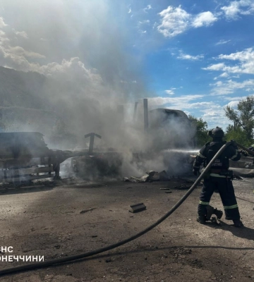 В результате обстрела Покровска ранены два человека