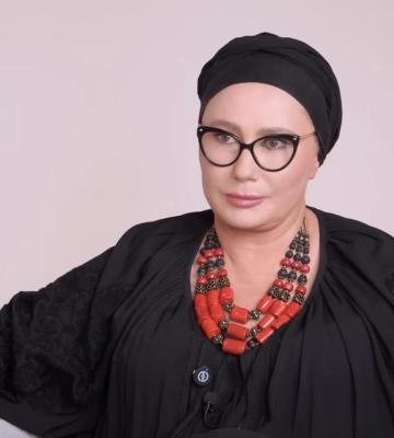 Боялась, что отец убьет: Мозговая заявила о насилии со стороны Пономарева 