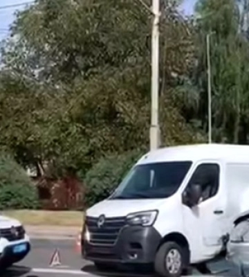 У Луцьку влупилися два автобуси (відео)