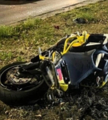 Внаслідок аварії у Миколаєві травмувалася 19-річна водійка мотоцикла