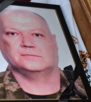 На Волині попрощалися із воїном Дмитром Черняком