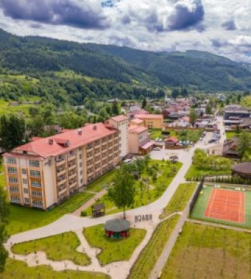 Відпочинок для героїв: На Закарпатті продовжують оздоровлювати захисників України