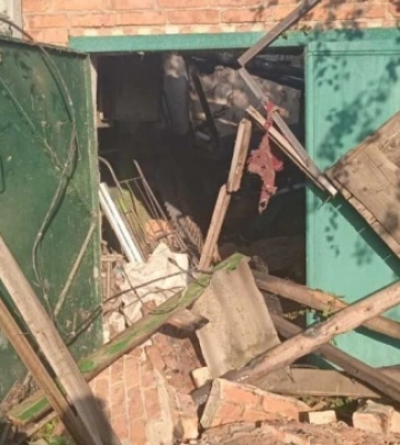 Загарбники повторно вдарили дроном по Новій Козачій на Харківщині