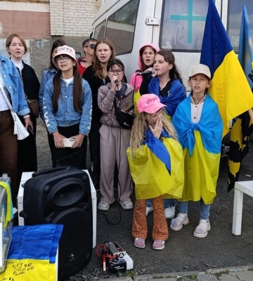 Волинський дитячий колектив «Славчики» збирає гроші на мотоцикл для військового