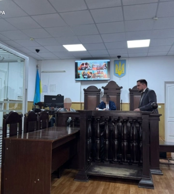 На Вінниччині дід ґвалтував рідну онуку