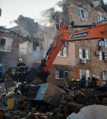 Кількість загиблих внаслідок російського удару по Києву зросла до 10 осiб