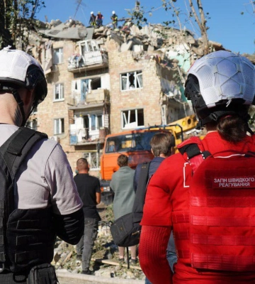 УКК оказывает помощь пострадавшим от российской воздушной атаки в Киеве
