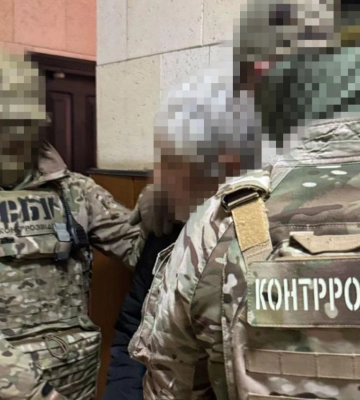 Силовики задержали российского агента, который прятал взрывчатку для убийства мирных жителей