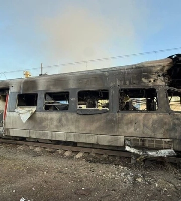 До гасіння пожеж після атаки дронів долучали пожежний потяг