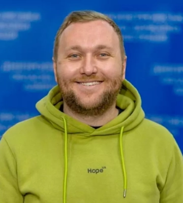 Афера з одягом для ЗСУ: підозрюваного залишили під вартою, але «збили» заставу