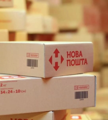 Внаслідок нічного удару по Києву “Нова пошта” повідомила про можливі затримки доставок