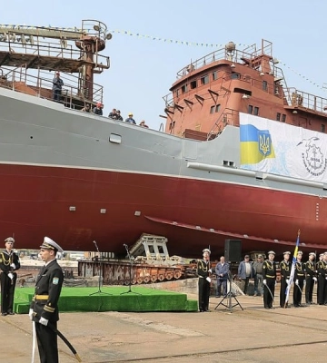 Рашисти вдарили по кораблю ВМС ЗСУ, загинув член екіпажу