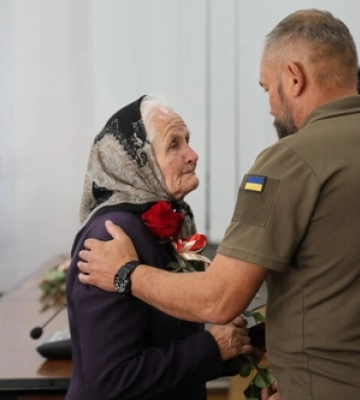 «Вірю, що ця кров пролита не даремно»: у Луцьку 10 воїнів отримали нагороди посмертно