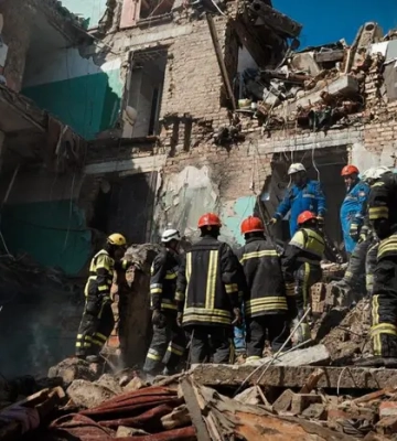 Китай після масованого удару Росії по Києву закликав створити умови для політичного врегулювання