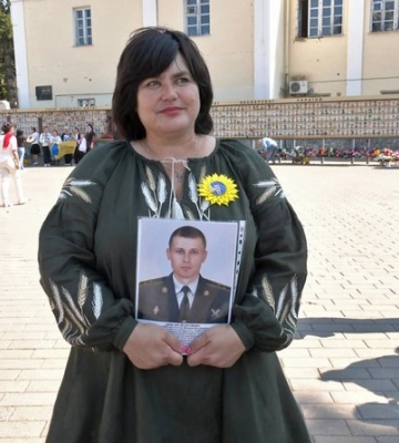 У Луцьку розгорнули 40-метровий «Прапор пам’яті» загиблих захисників України