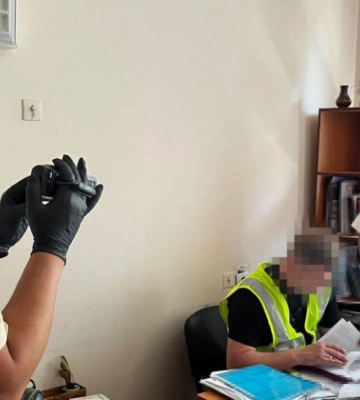 В Киеве накрыли схему продажи поддельных медсправок – изъято более 17 млн гривен