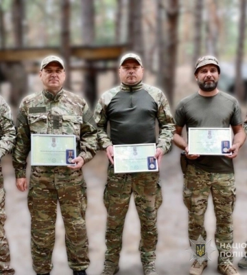 Волинським поліцейським стрілецького батальйону вручили державні відзнаки