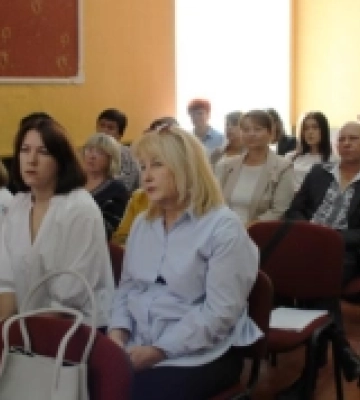 Зменшення кількості учнів та «Захист України» як пріоритет: у Рожищі обговорили майбутнє шкільної мережі громади. ФОТО