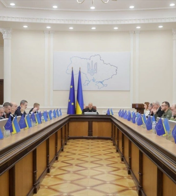 Под Киевом остановили концерт: массовые мероприятия теперь нужно согласовывать с военными