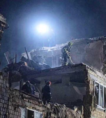 В Киеве продолжается ликвидация последствий российских обстрелов — известно уже о 23 погибших