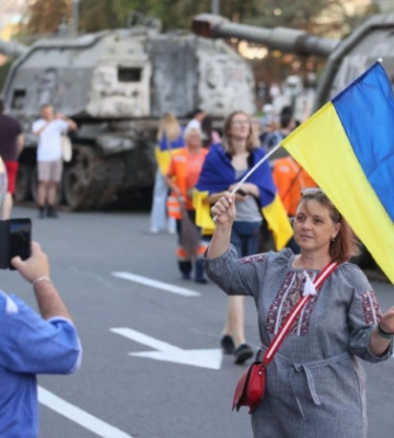 Не тільки в Києві — відтепер масові заходи в Україні можливі тільки з дозволу військових