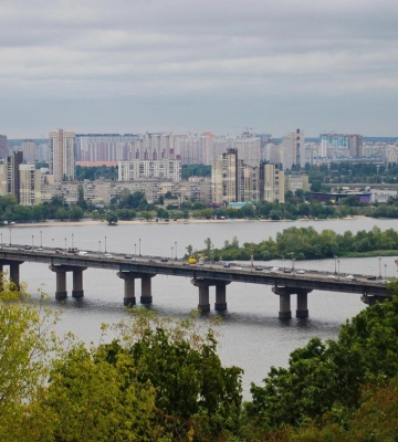 Украинцам обещают сухую и летнюю погоду на выходных