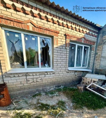 Російський БпЛА вдарив по Комишувасі біля Запоріжжя Російський БпЛА вдарив по Комишувасі біля Запоріжжя