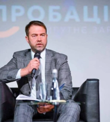 Сергій Іонушас заявив, що на прийнятті законопроекту про заборону судам пом’якшувати покарання за непокору наполягають Генштаб і 20 командирів військових частин Сергій Іонушас заявив, що на прийнятті законопроекту про заборону судам пом’якшувати покарання за непокору наполягають Генштаб і 20 командирів військових частин