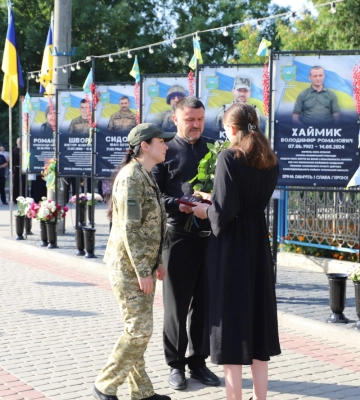 У Луцьку на автостанції чоловік влаштував стрілянину: тепер його судять