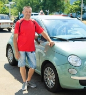 Сучасні автошколи: шлях до впевненого водіння