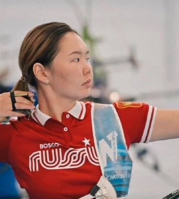 Україна вимагає відсторонити від чемпіонату світу російську лучницю, яка незаконно їздила в Крим