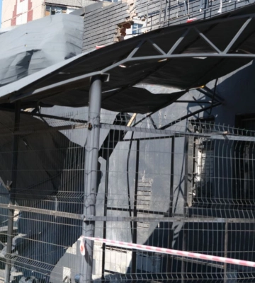 Армія РФ завдала удару по відділенню «Нової пошти»: загинув чоловік, постраждала дитина