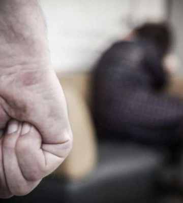 У Дніпрі судитимуть 21-річного хлопця за смертельне побиття матері