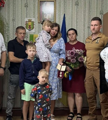 Посмертну нагороду 28-річного Героя з Волині вручили дружині