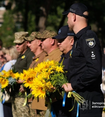 Кожне ім’я – це історія: 146 нових дзвіночків з’явилися на меморіалі «Дерево памʼяті»