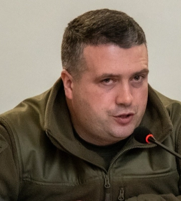 «Це для мене велика честь… Я знав багатьох з них»: у Луцьку вручили посмертні нагороди сім’ям загиблих Героїв
