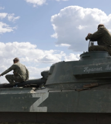 У Криму російські військові дістали поранення, збиваючи український дрон