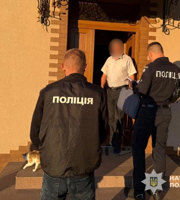 На Тернопільщині трьом особам повідомлено про підозру у розтраті понад двох мільйонів гривень. ФОТО На Тернопільщині трьом особам повідомлено про підозру у розтраті понад двох мільйонів гривень. ФОТО
