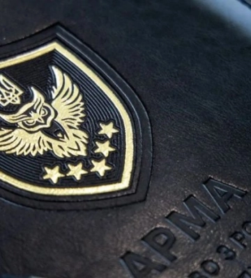 Елітна нерухомість та люкс-автомобілі: АРМА вийшло на слід злочинної групи