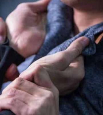 На Закарпатті чоловік побився з підлітками, які слухали російську музику
